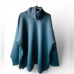 All in Motion Teal turtle neck